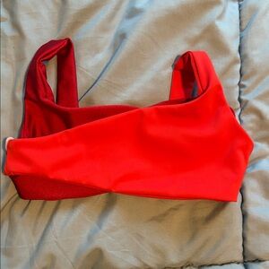 TIGER FRIDAY CHILD SMALL RED CRISS CROSS TOP